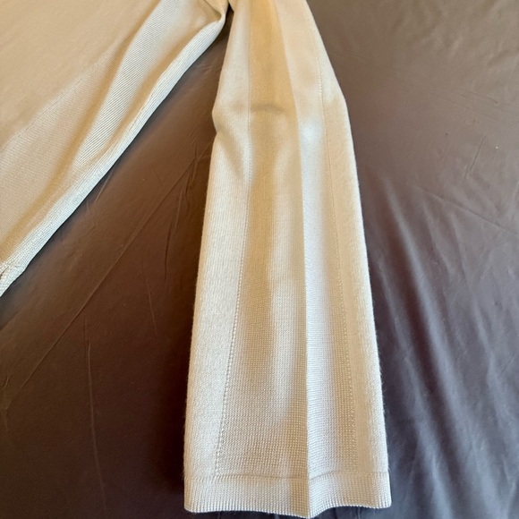Etcetera by Carlisle Ivory Long Sleeve Lightweight Silk Blend Sweater Size XL - Picture 6 of 11
